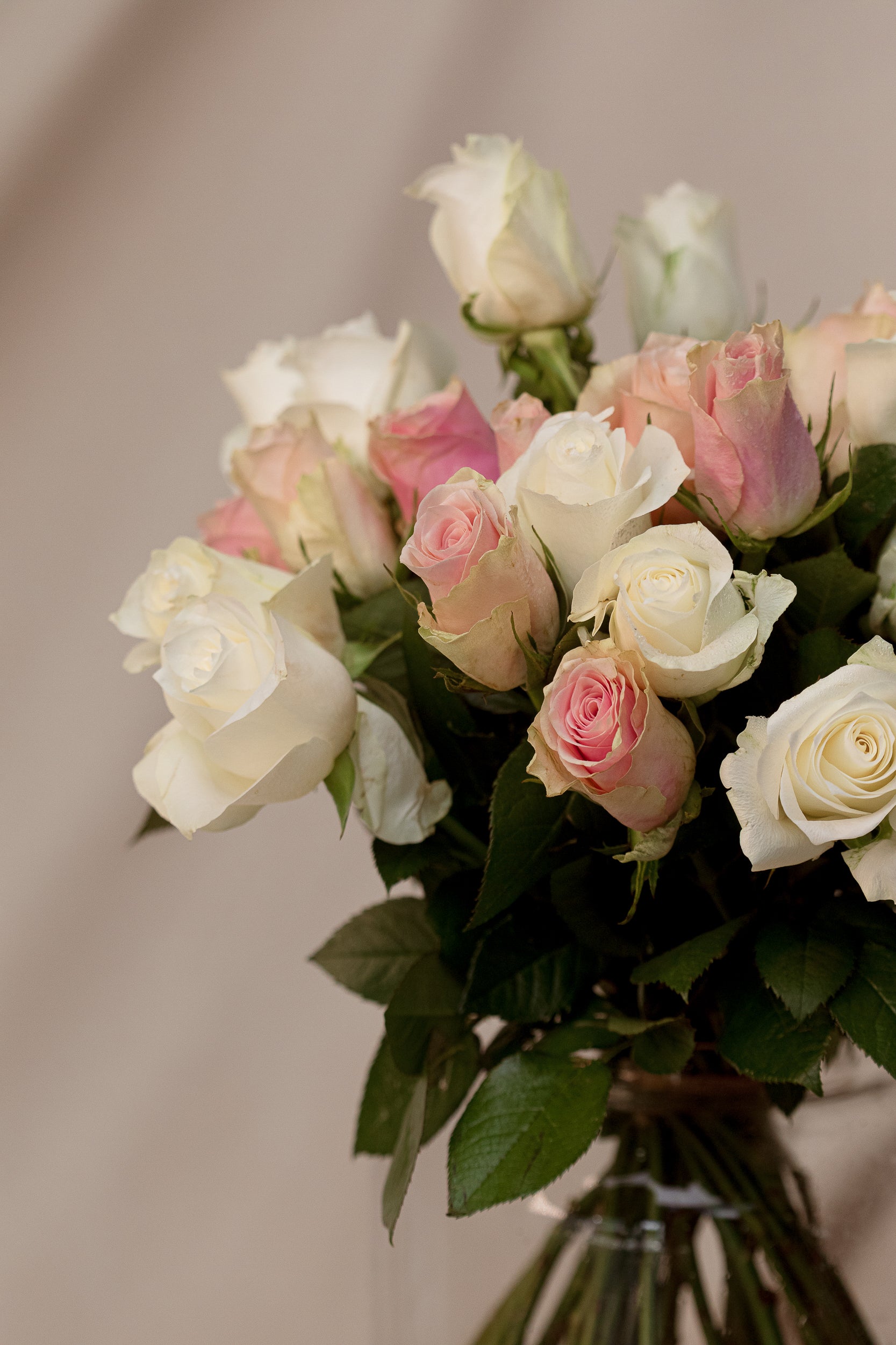 Mixed Rose Flower Bouquet – The Flower Web